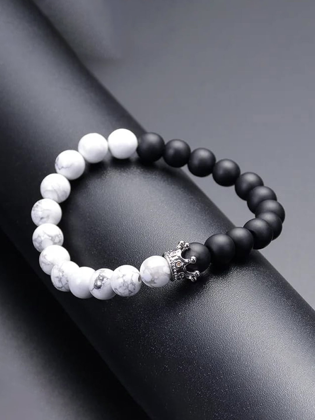 

KRYSTALZ Unisex Beaded Bracelet, White