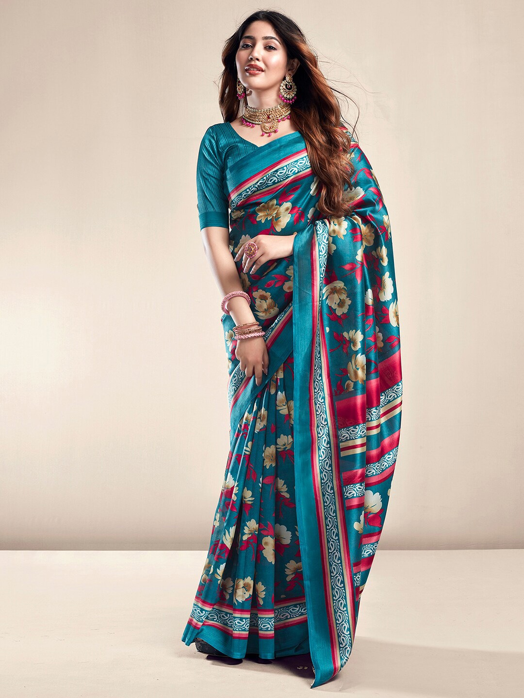 

KALINI Green & Pink Floral Printed Saree