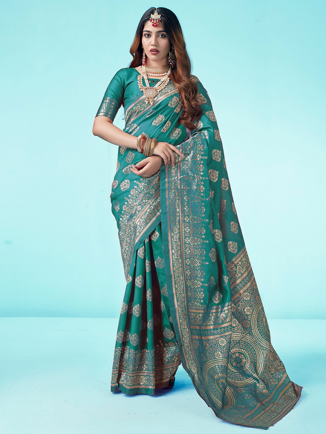 

KALINI Woven Design Zari Banarasi Saree, Green