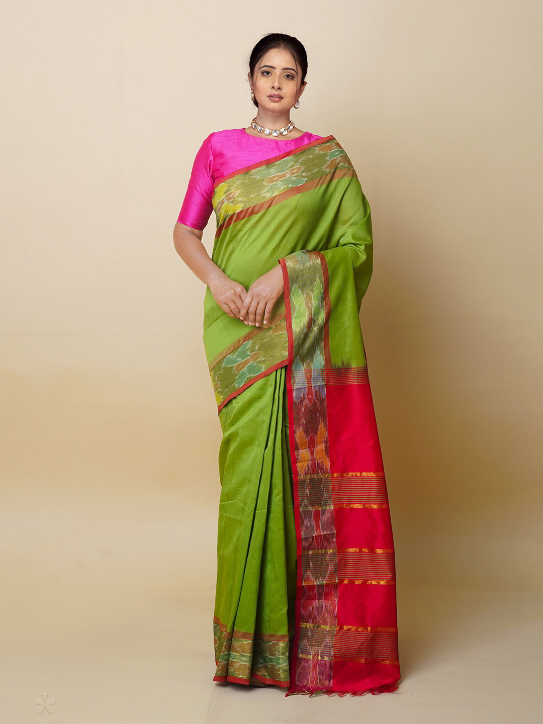 

Unnati Silks Solid Pochampally Saree, Green