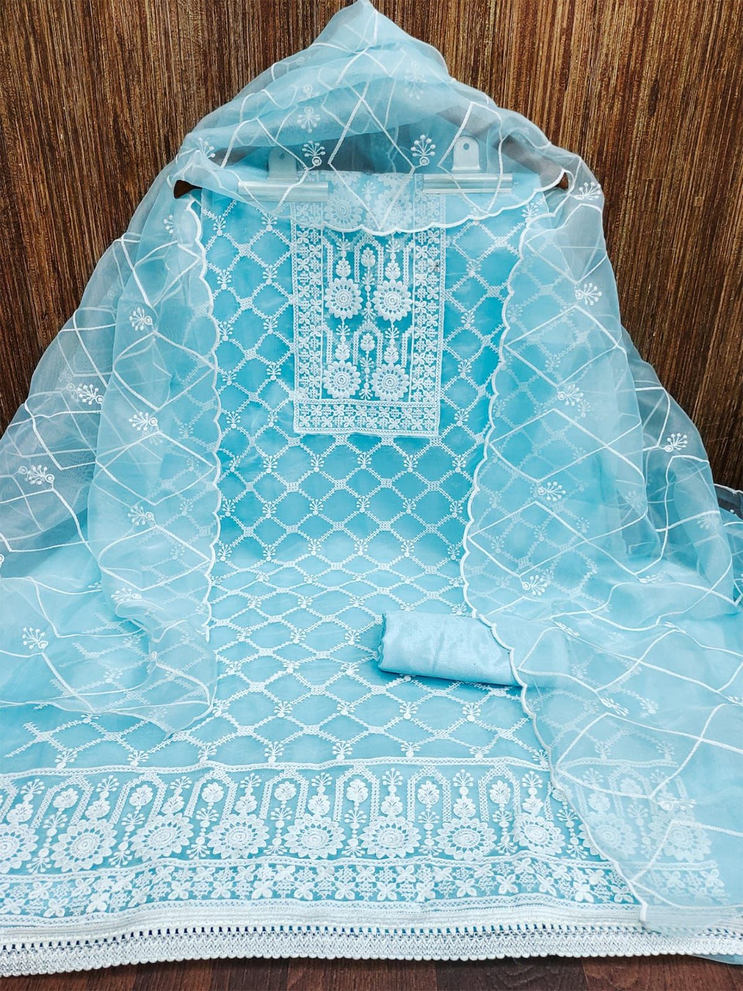 

ZEEPKART Ethnic Motifs Embroidered Organza Unstitched Dress Material, Turquoise blue