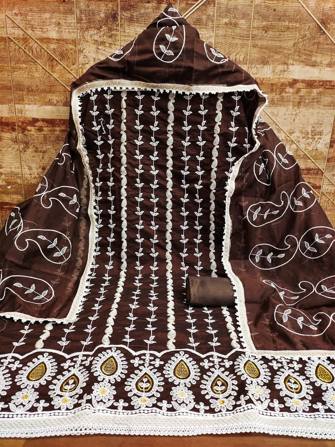 

ZEEPKART Floral Embroidered Unstitched Dress Material, Brown