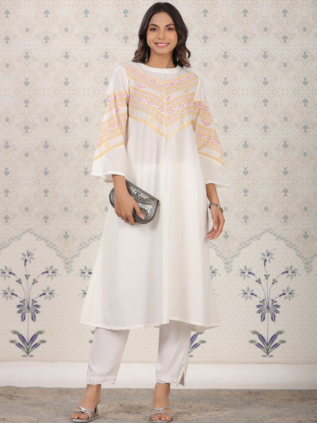 

Ode by House of Pataudi Striped Boat Neck A-Line Cotton Kurta, Off white