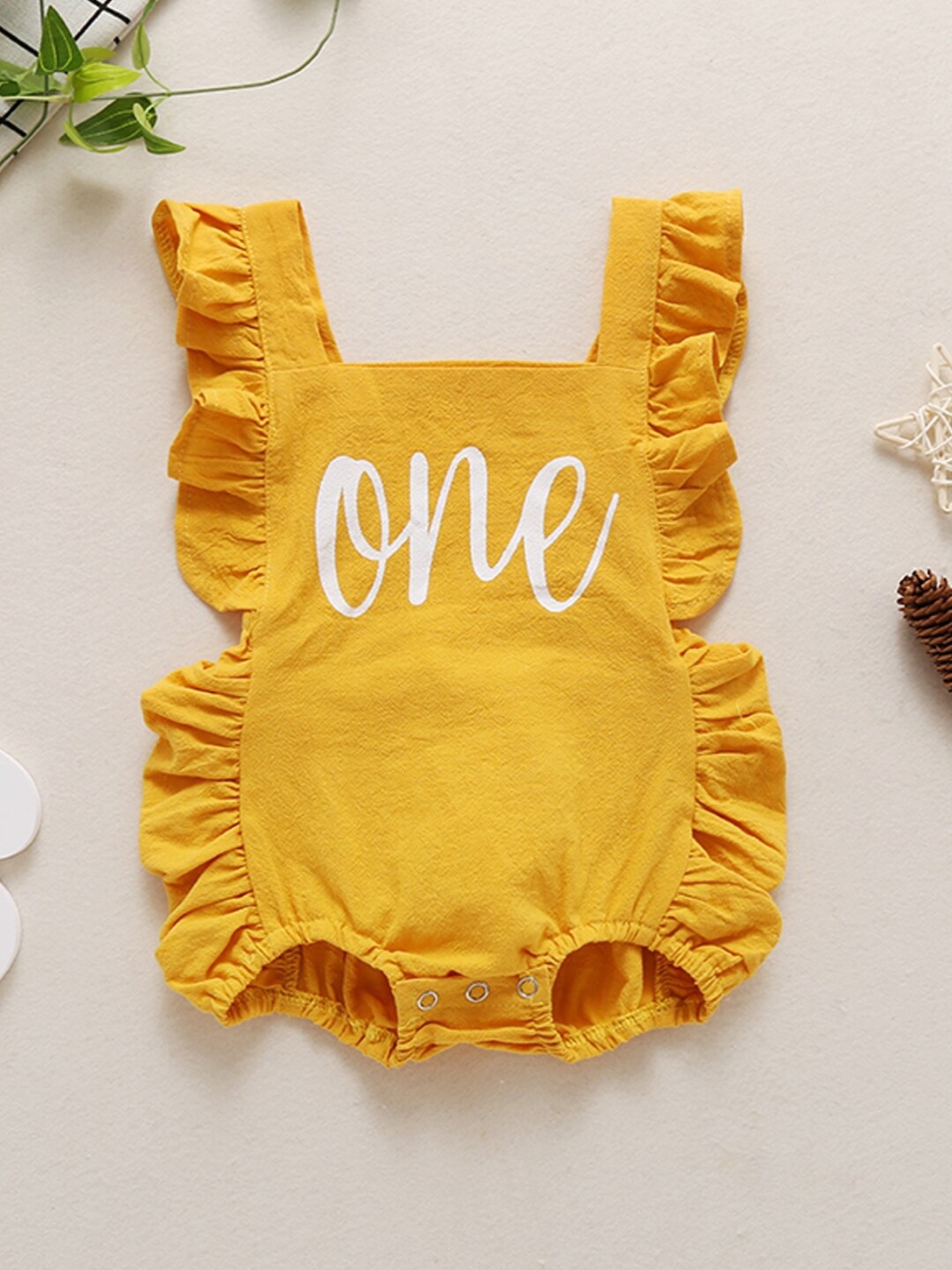 

StyleCast Infants Girls Yellow Typography Printed Bodysuit