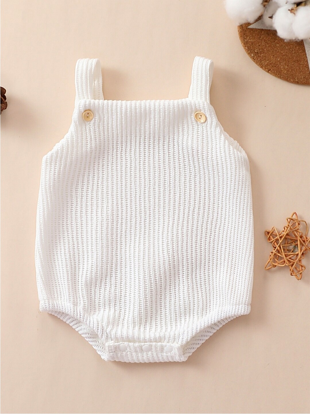 

StyleCast Infant Girls White Square Neck Bodysuit