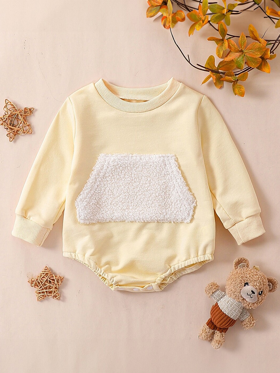 

StyleCast Infants Girls Yellow Round Neck Bodysuit