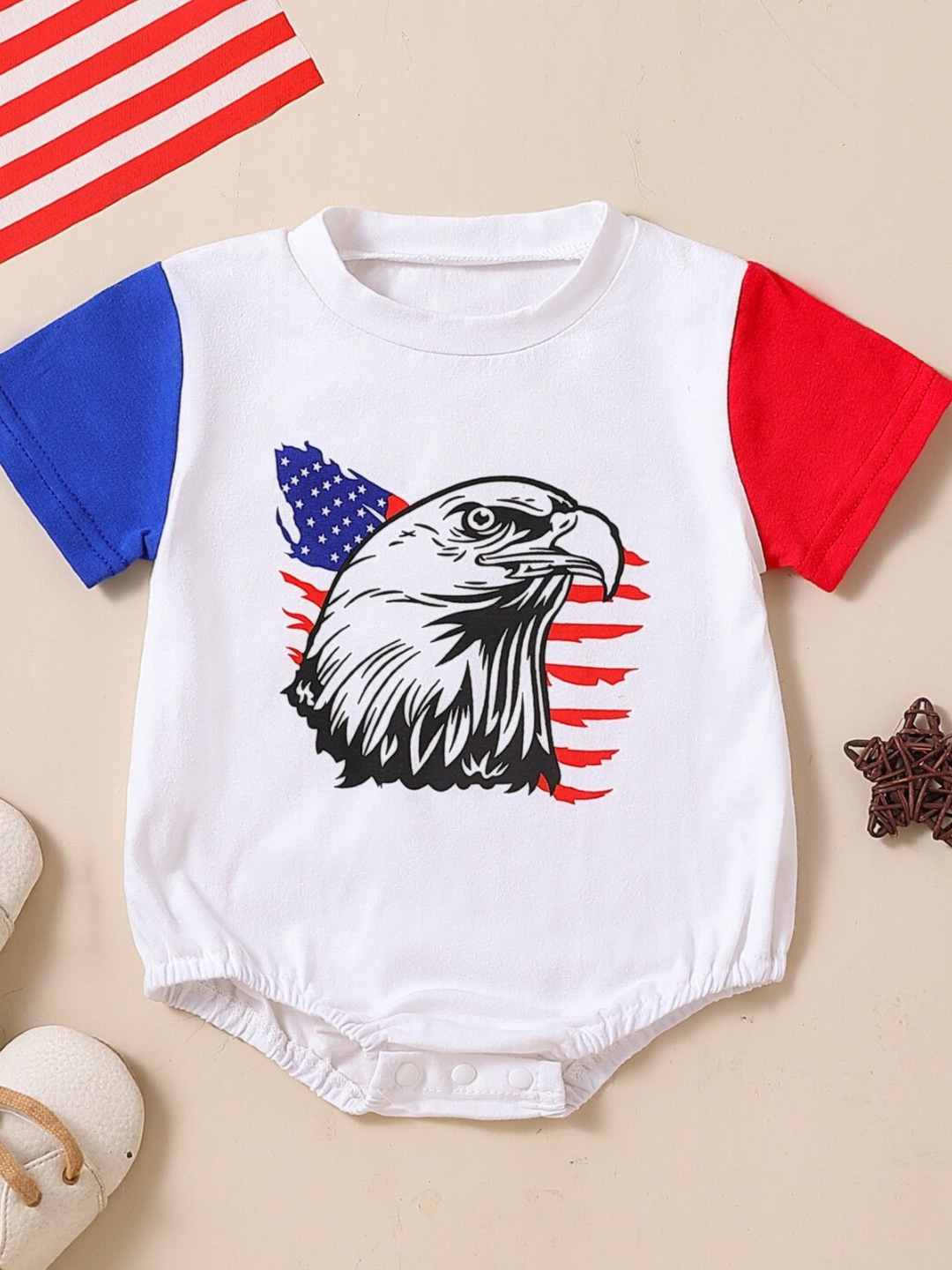 

StyleCast Infants Girls White Graphic Printed Bodysuit, Red