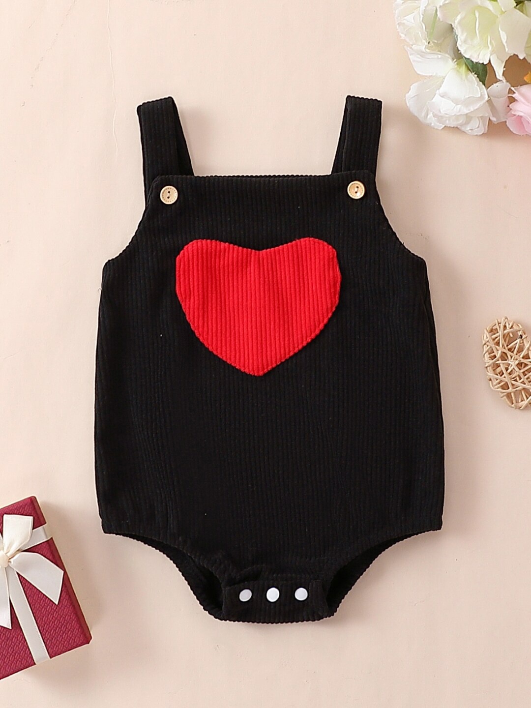 

StyleCast Infant Girls Striped Sleeveless Bodysuit, Black