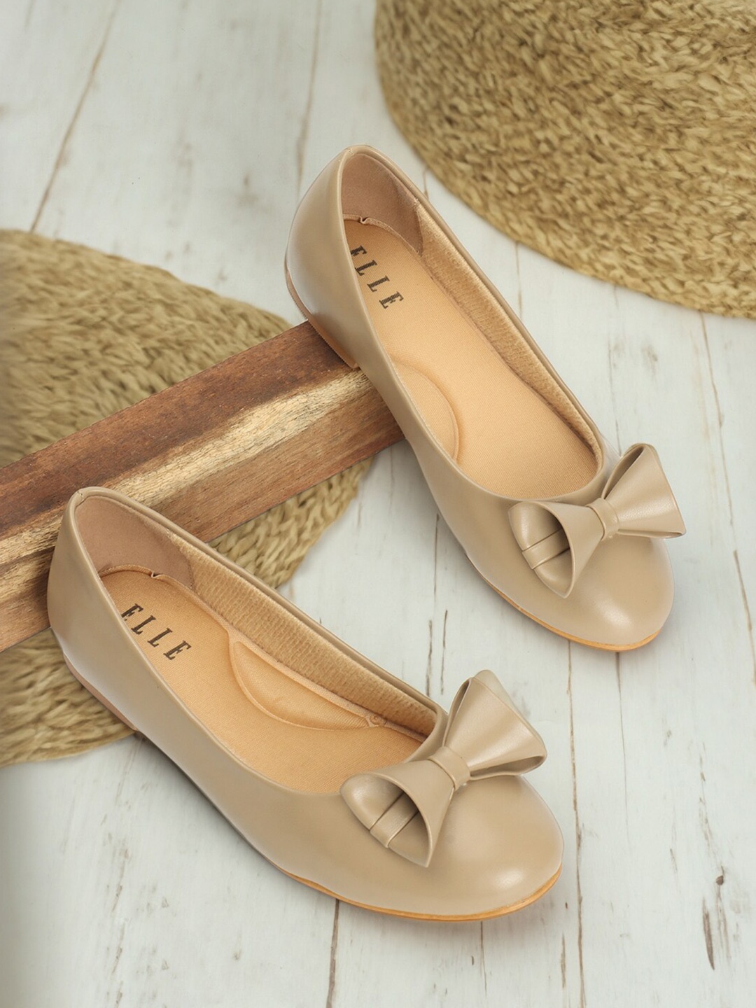 

ELLE Round Toe Bows Detail Ballerinas, Beige