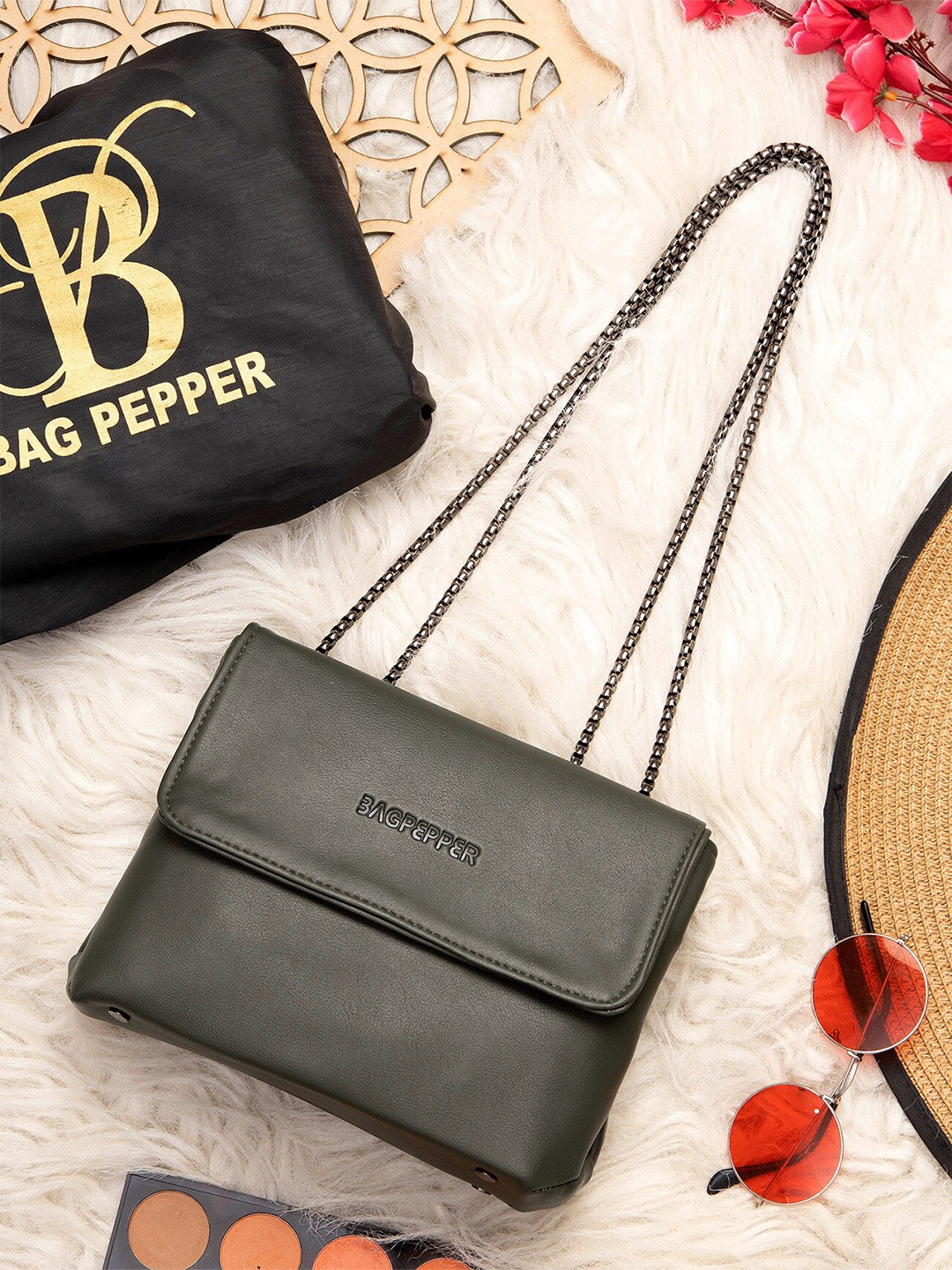 

Bag Pepper Adjustable Chain Strap Structured Sling Bag, Grey