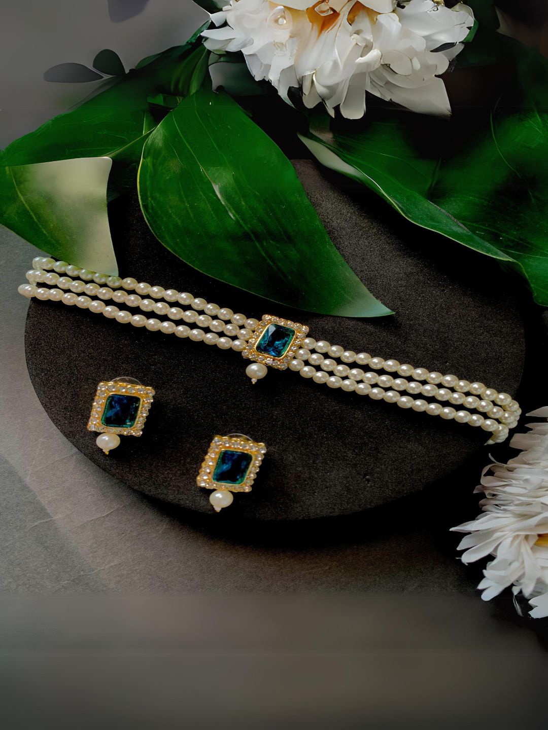 

I Jewels Gold-Plated Pearls-Beaded Jewellery Set, Green