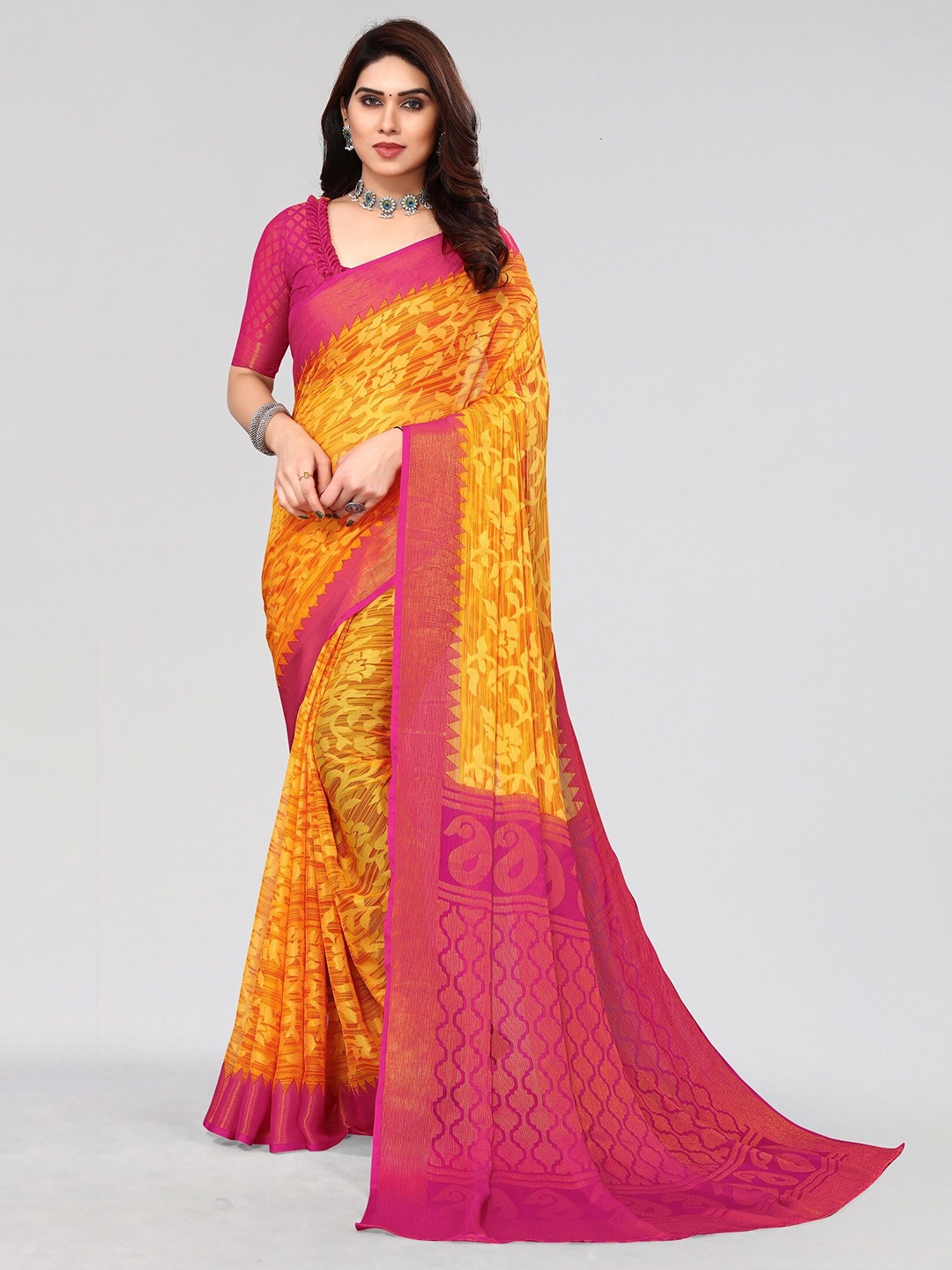 

Vivostav Designer Floral Printed Pure Chiffon Saree, Yellow