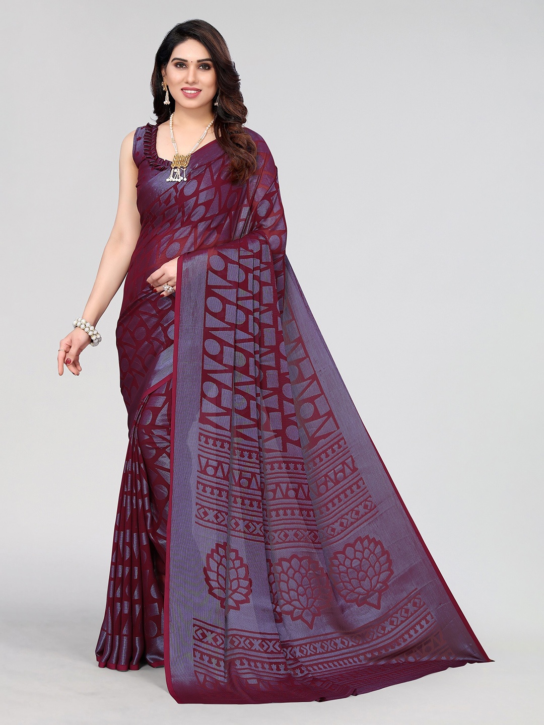 

Vivostav Designer Ethnic Motifs Pure Chiffon Saree, Magenta