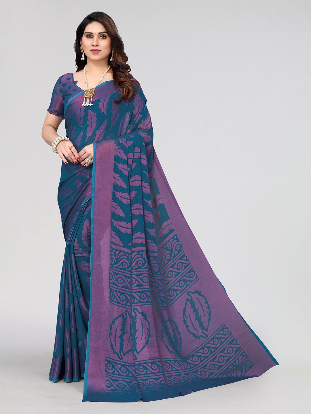 

Vivostav Designer Floral Printed Pure Chiffon Saree, Teal