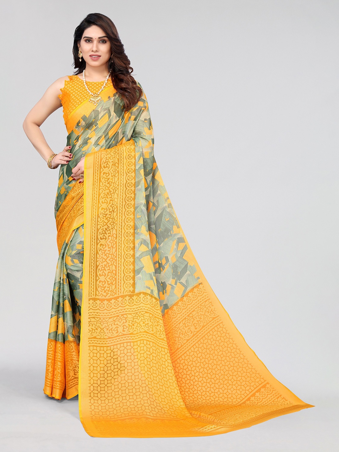 

Vivostav Designer Geometric Printed Pure Chiffon Narayan Peth Saree, Mustard