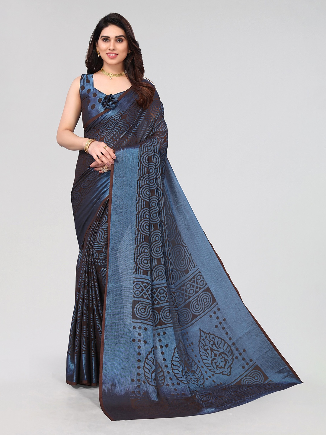 

Vivostav Designer Ethnic Motifs Pure Chiffon Saree, Black