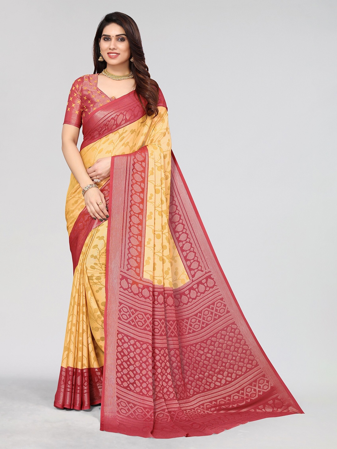 

Vivostav Designer Floral Zari Pure Chiffon Banarasi Saree, Yellow