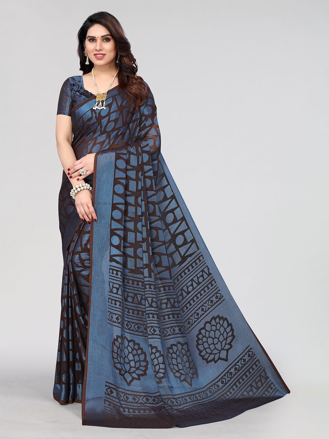 

Vivostav Designer Zari Pure Chiffon Saree, Black