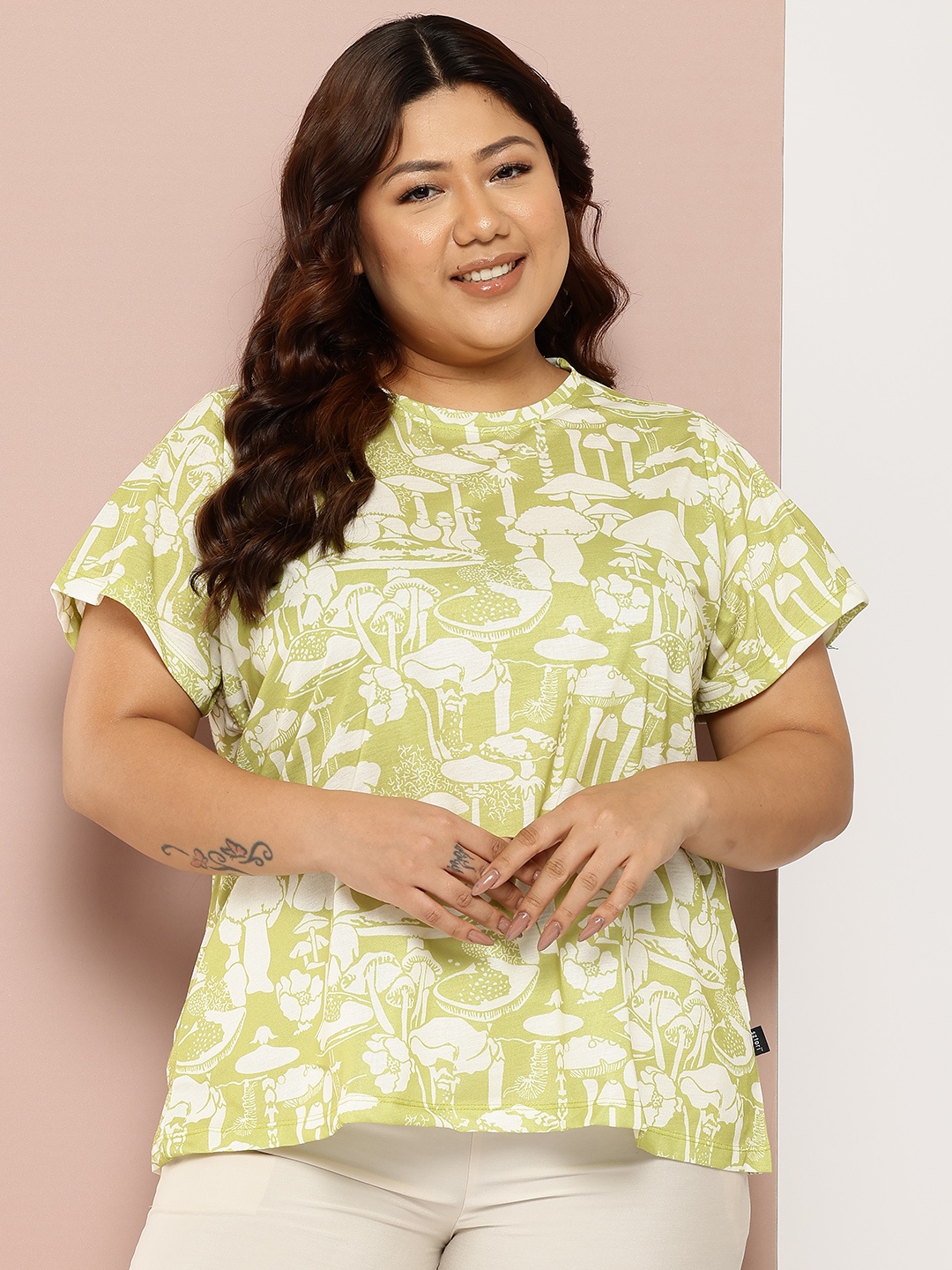 

Sztori Plus Size Conversational Print Lounge T-shirt, Green
