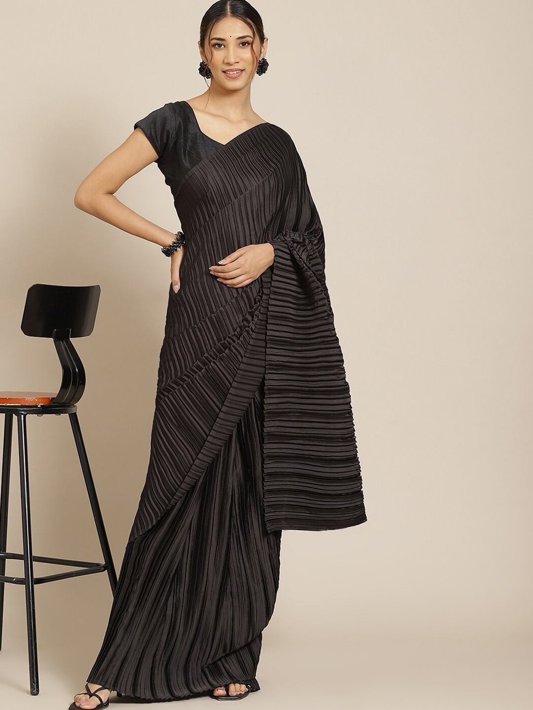 

Warthy Ent Satin Crushed Saree, Black