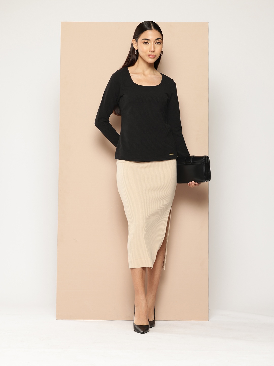 

Chemistry Textured Scoop Neck Top, Black