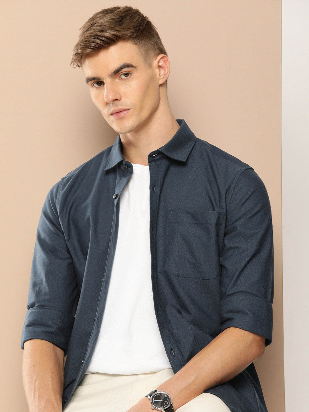 

INVICTUS Pure Cotton Slim Fit Iron free Casual Shirt, Navy blue