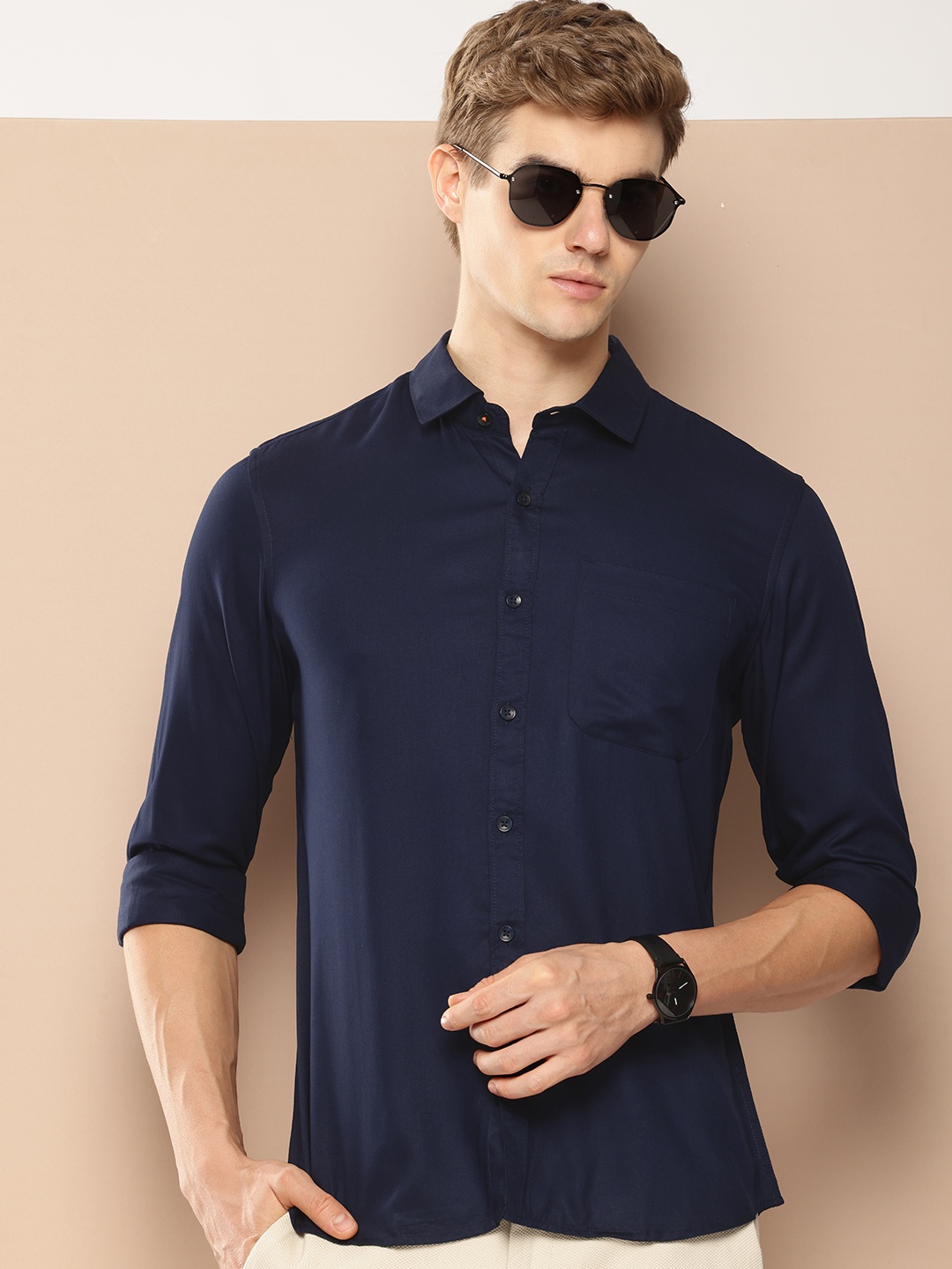 

INVICTUS Slim Fit Opaque Casual Shirt, Navy blue