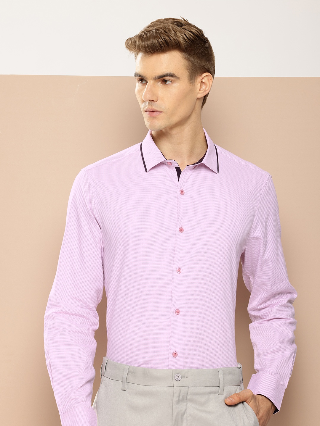 

INVICTUS Pure Cotton Self Design Slim Fit Textured Semiformal Shirt, Lavender