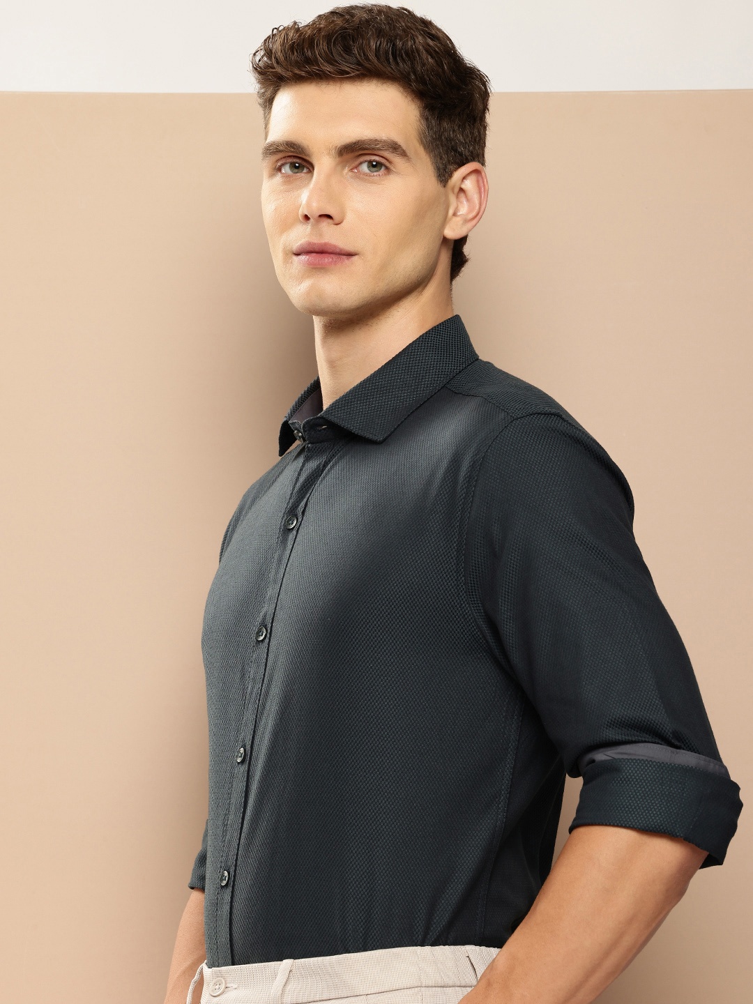 

INVICTUS Pure Cotton Slim Fit Semiformal Shirt, Black