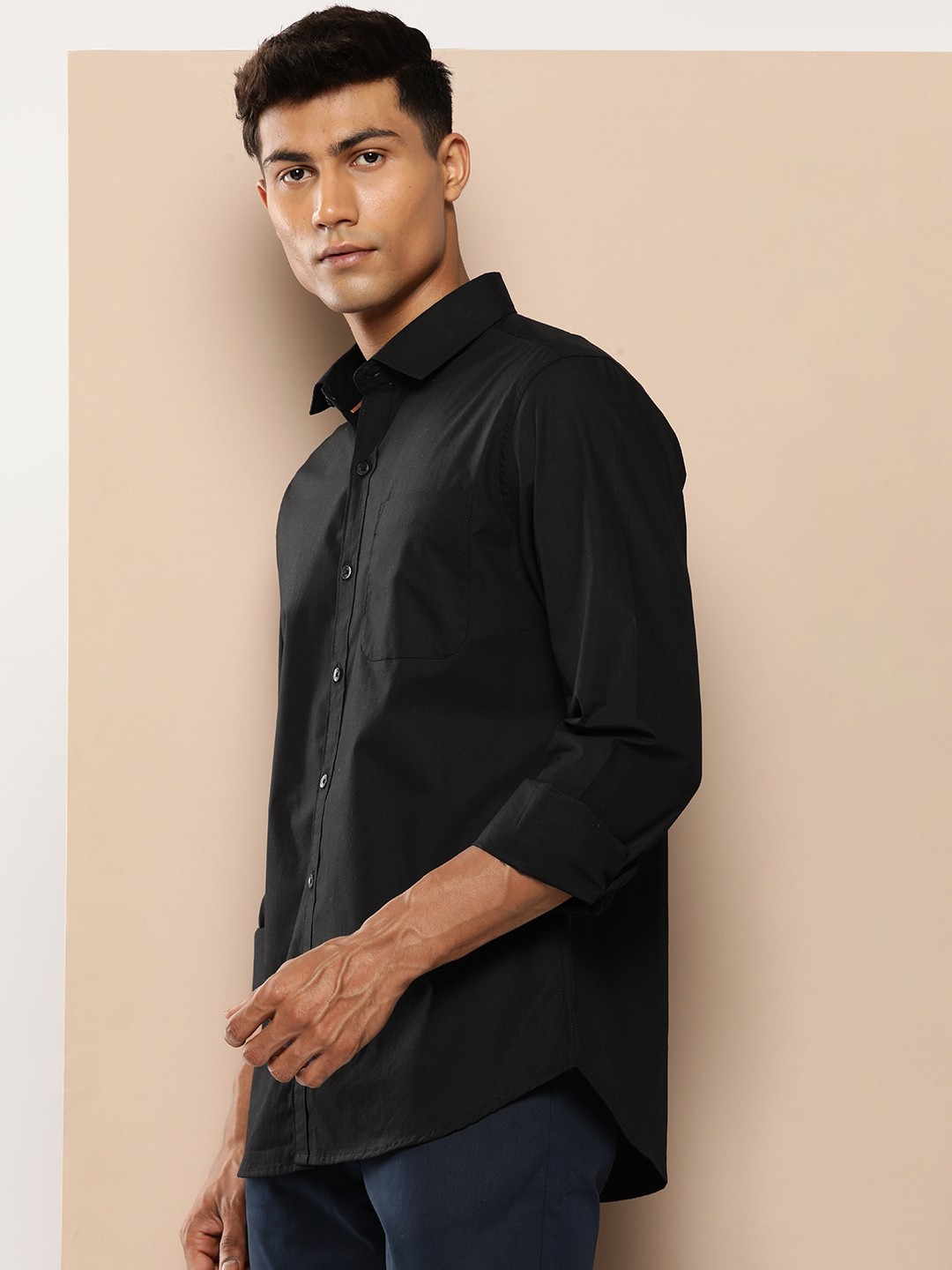 

INVICTUS Pure Cotton Slim Fit Casual Shirt, Black