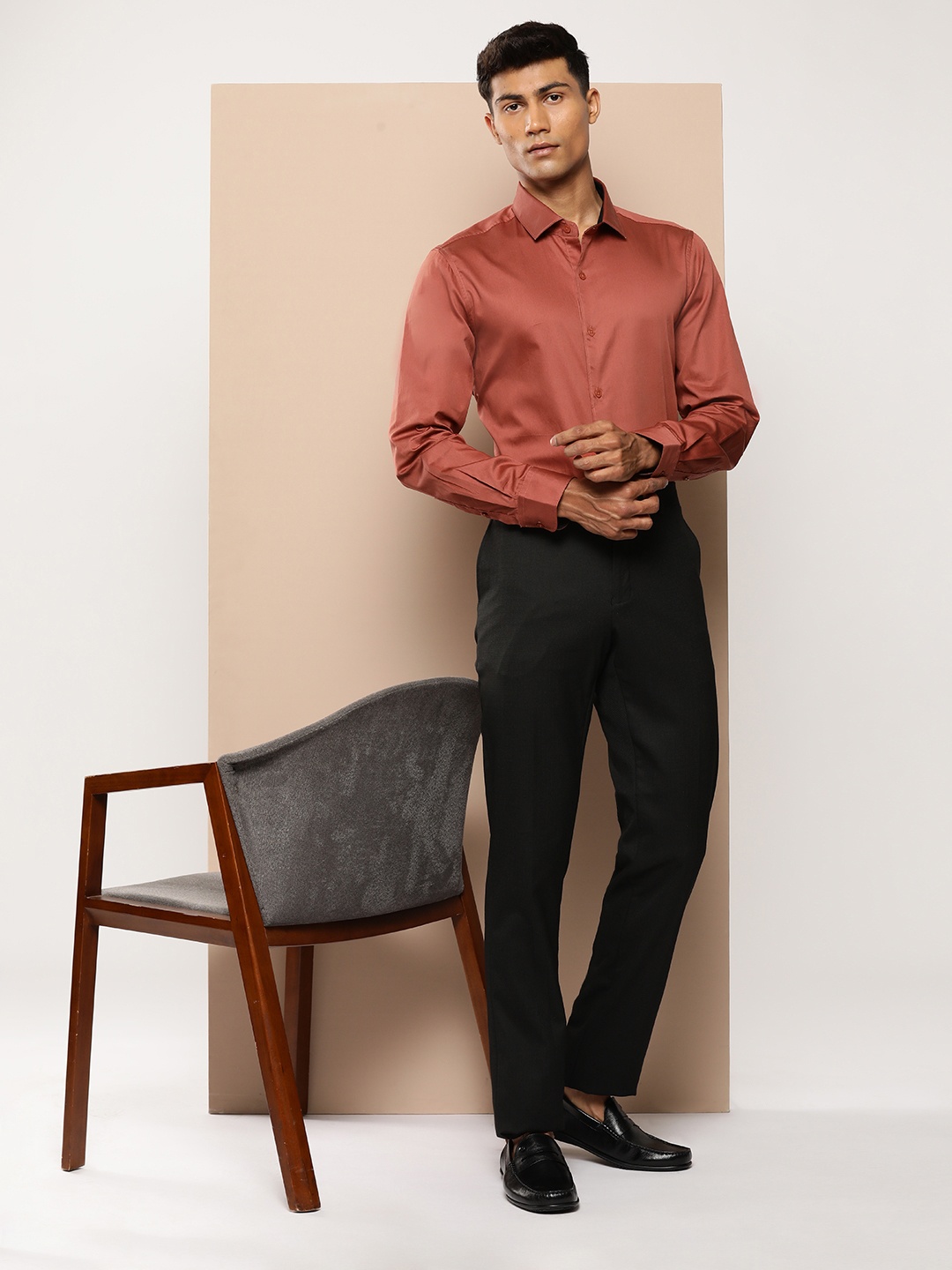 

INVICTUS Pure Cotton Slim Fit Opaque Formal Shirt, Rust