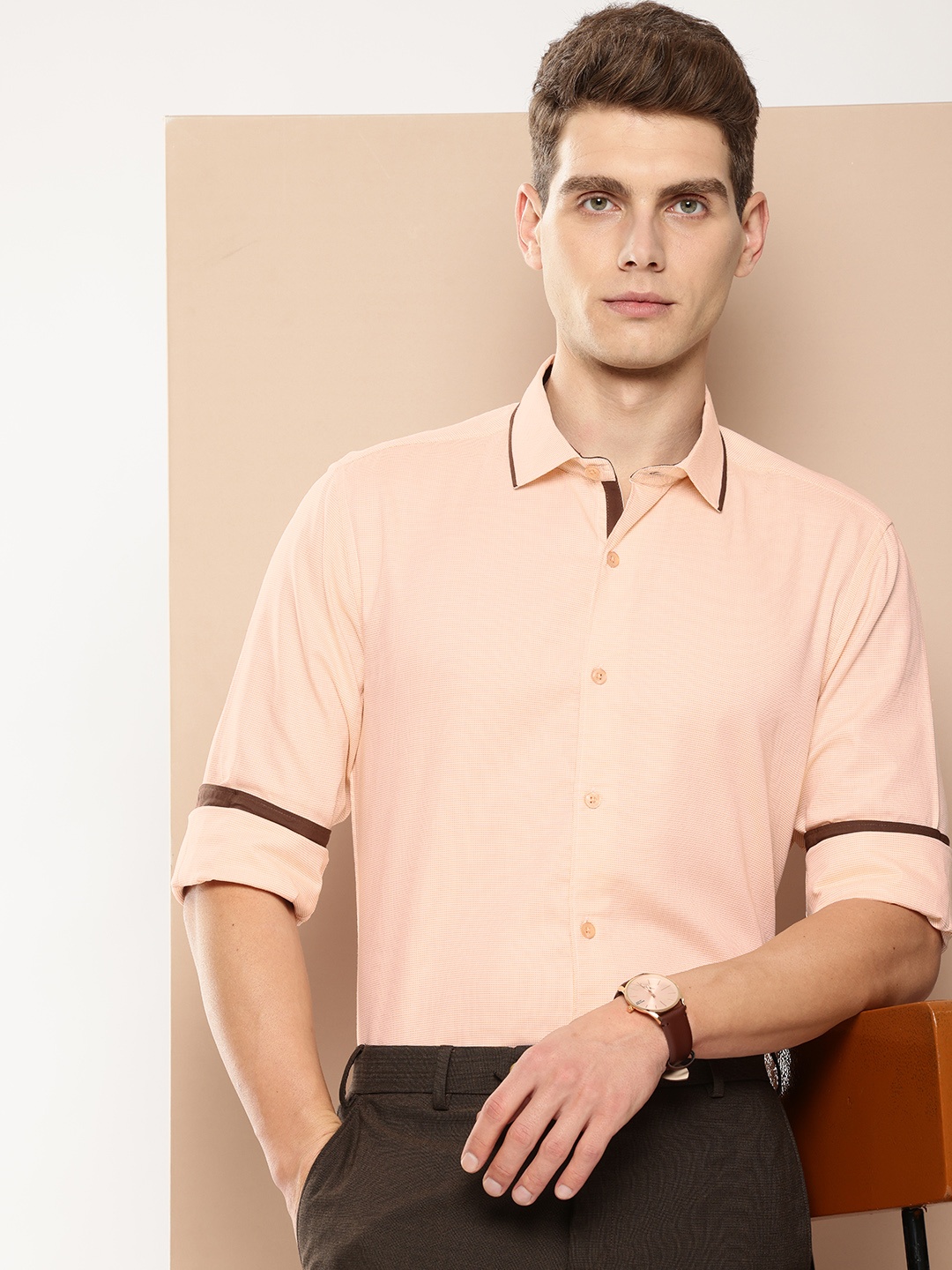 

INVICTUS Pure Cotton Self Design Textured Slim Fit Opaque Formal Shirt, Peach