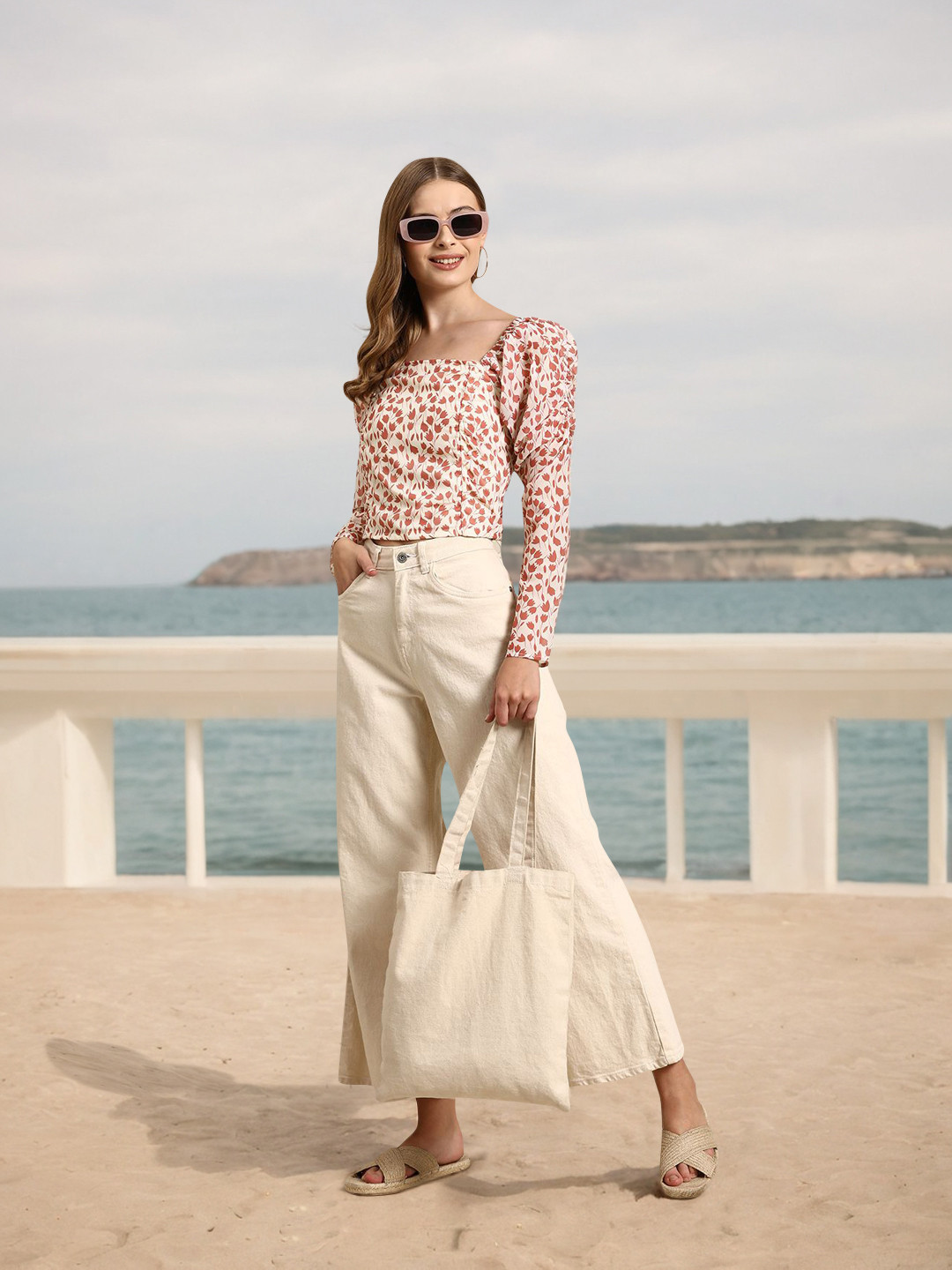 

Mast & Harbour Floral Print Square Neck Puff Sleeves Top, Beige