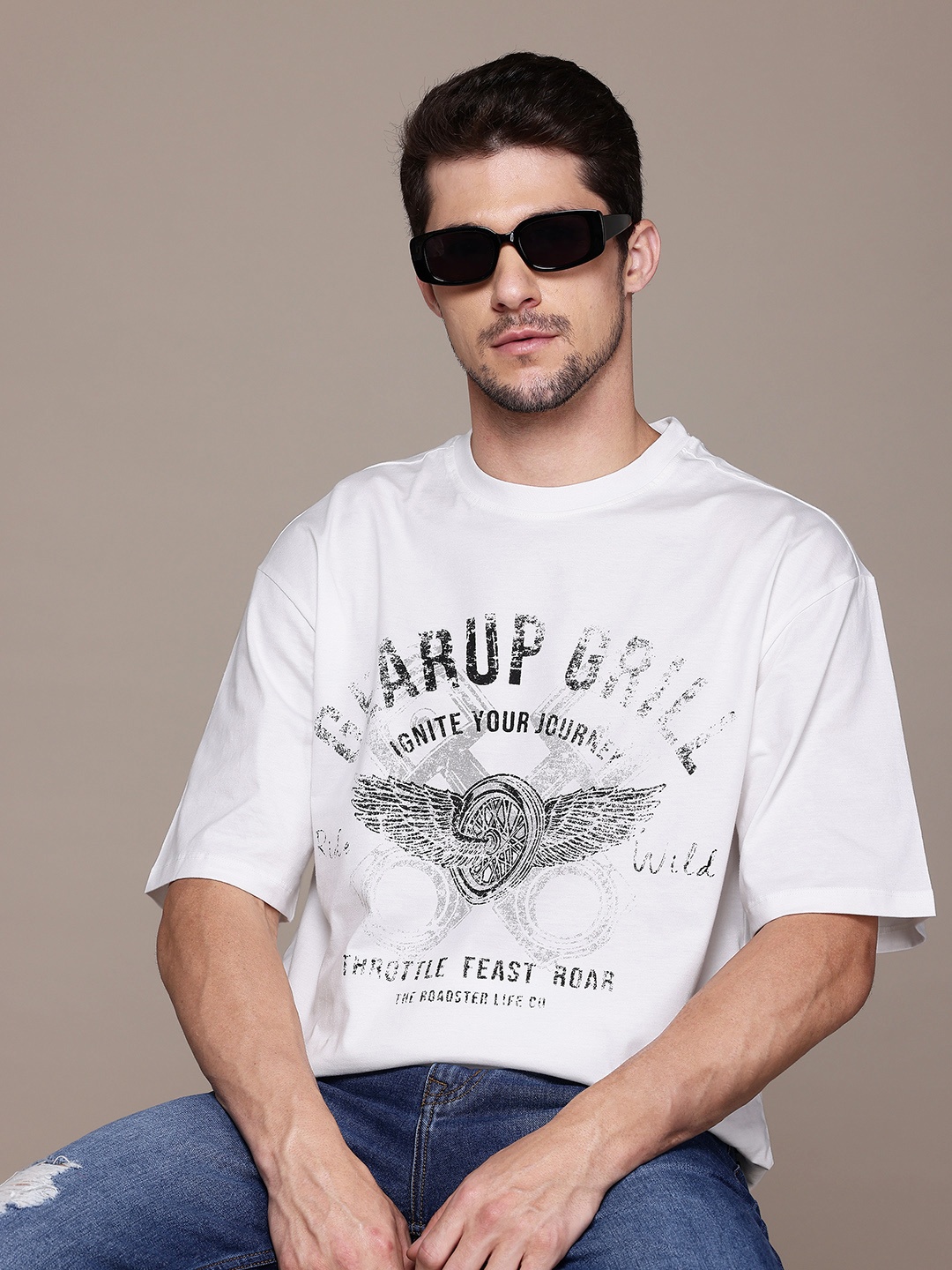 

The Roadster Lifestyle Co. Graphic Printed Pure Cotton T-shirt, White