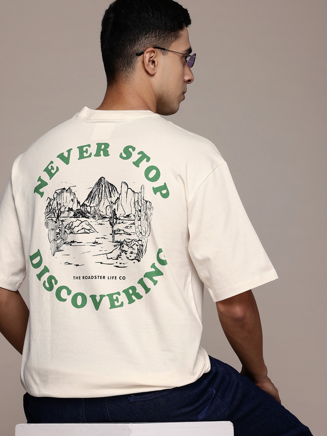 

The Roadster Lifestyle Co. Men Printed Relaxed Fit Pure Cotton T-shirt, Off white