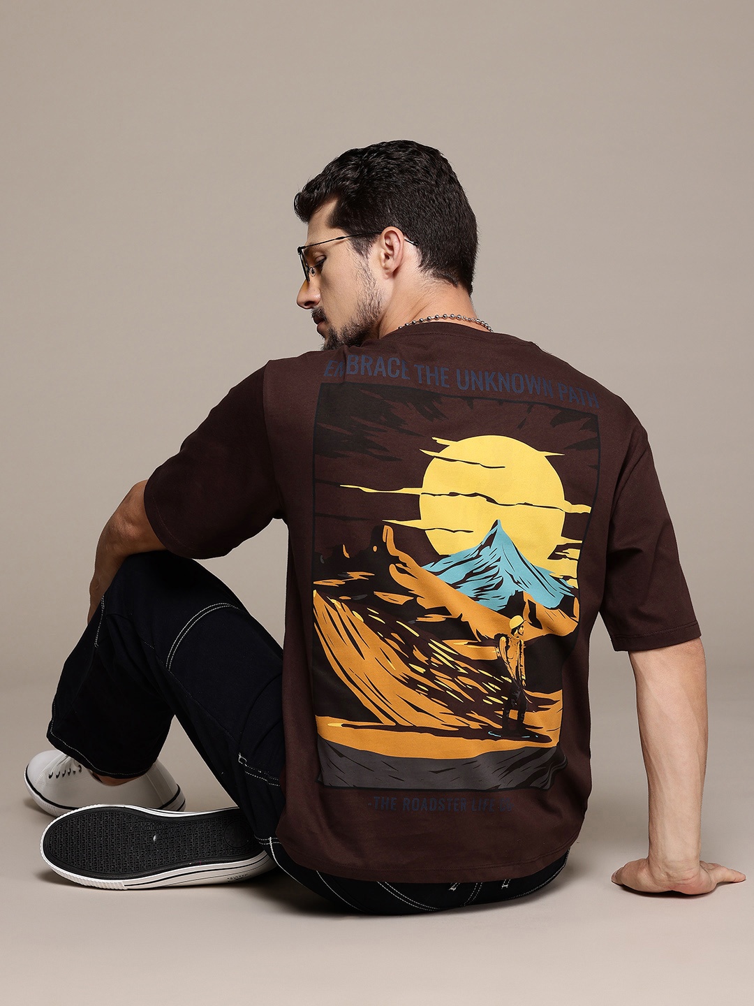 

The Roadster Lifestyle Co. Printed Drop-Shoulder Sleeves Pure Cotton Relaxed T-shirt, Brown