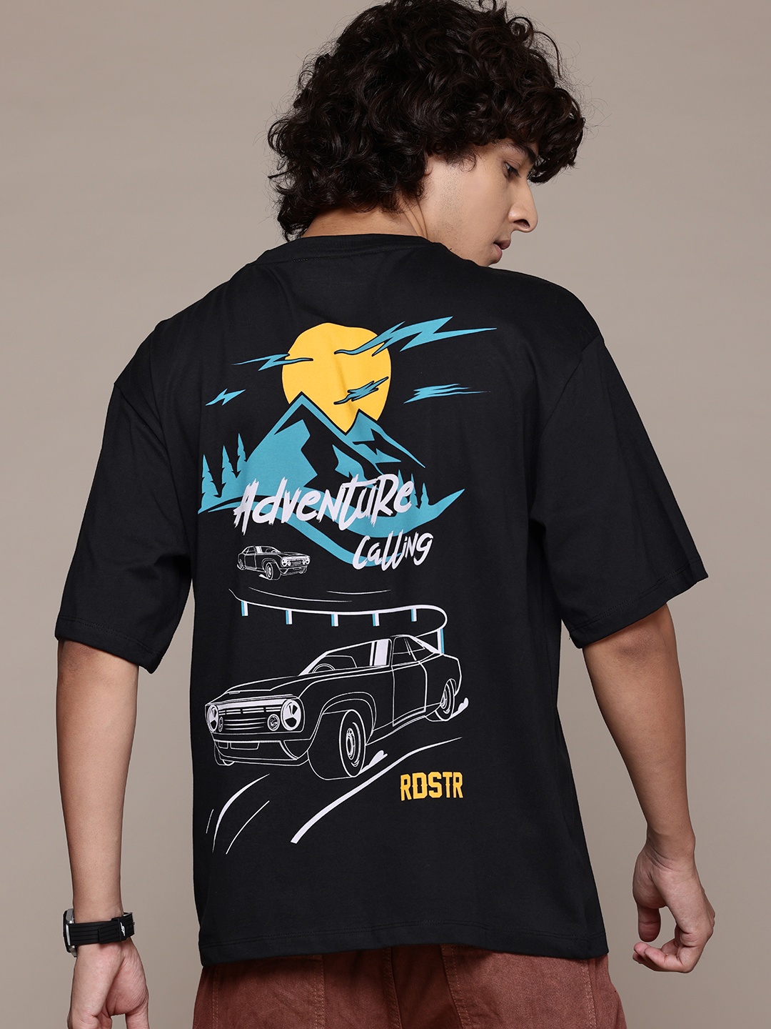 

The Roadster Lifestyle Co. Men Printed Relaxed Fit Pure Cotton T-shirt, Black