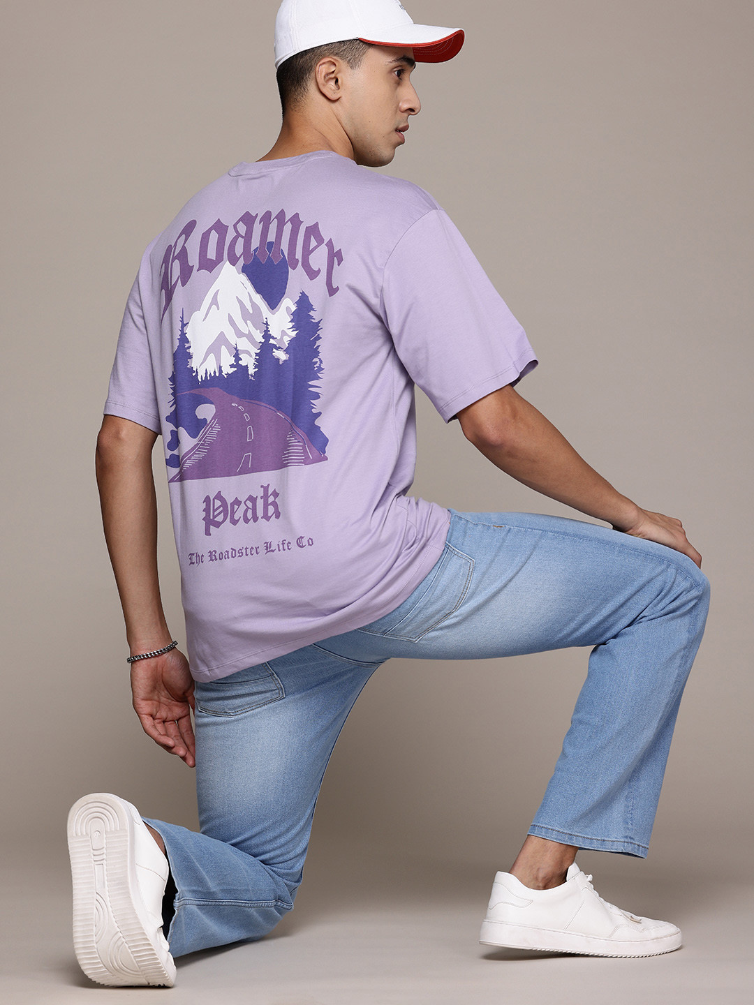 

The Roadster Lifestyle Co. Men Printed Drop-Shoulder Sleeves Pure Cotton T-shirt, Lavender