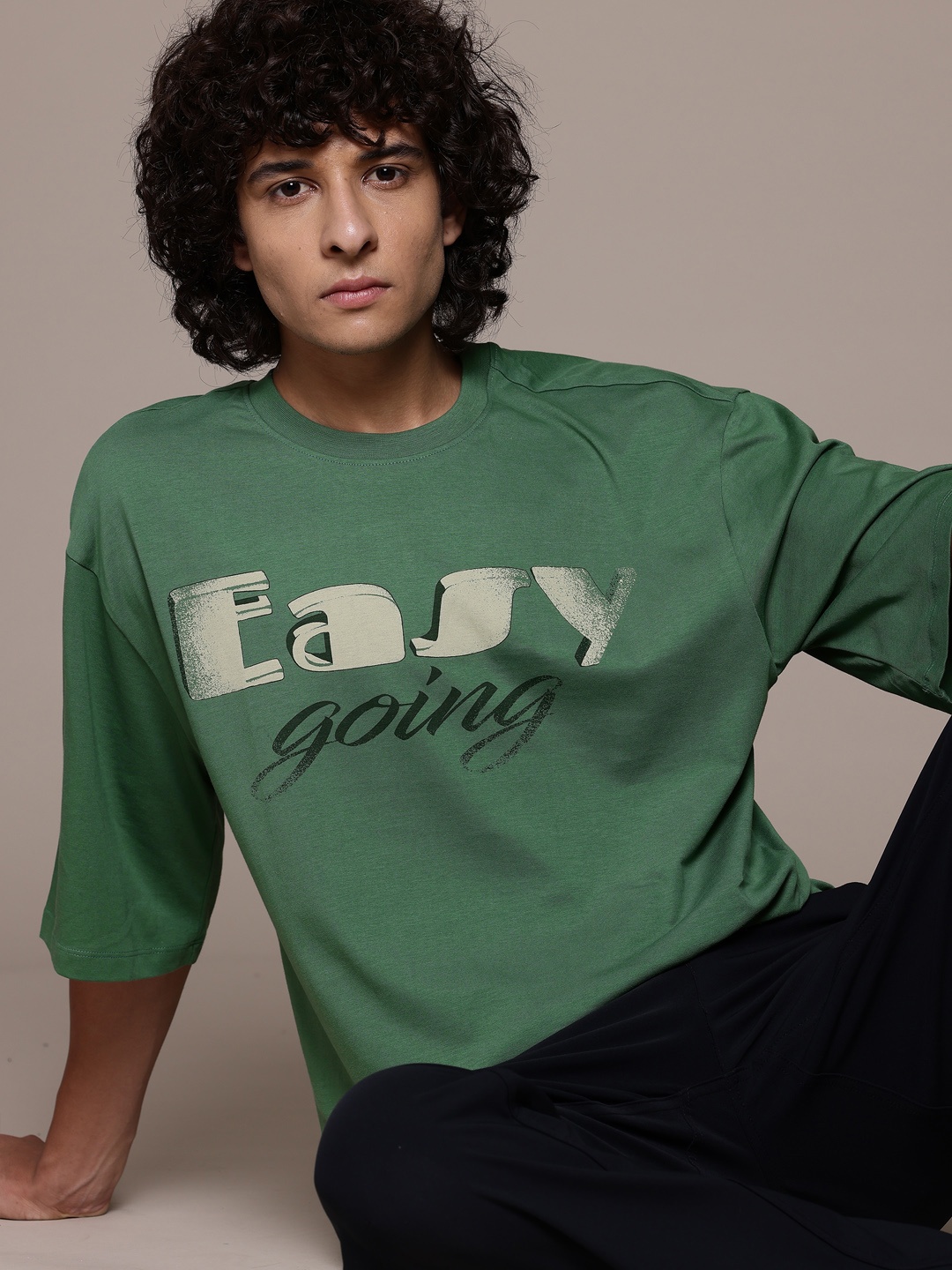 

Roadster Men Typography Printed Drop-Shoulder Sleeves Pure Cotton T-shirt, Green