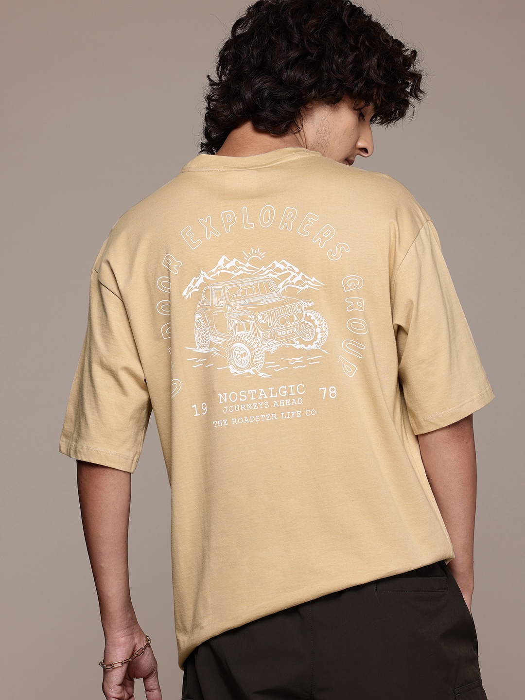 

The Roadster Lifestyle Co. Printed Pure Cotton Relaxed Fit T-shirt, Beige