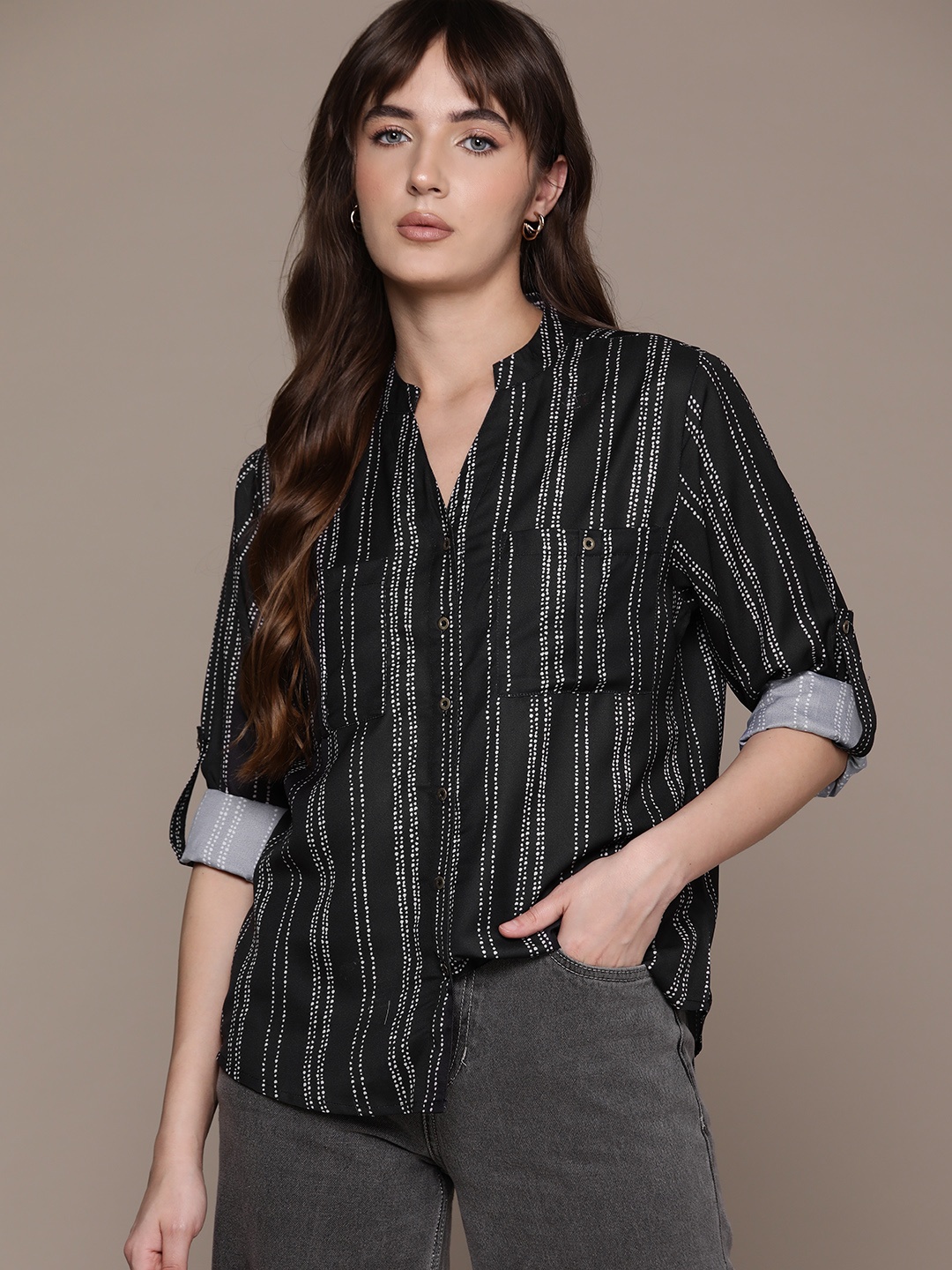 

The Roadster Lifestyle Co. Printed Casual Shirt, Black