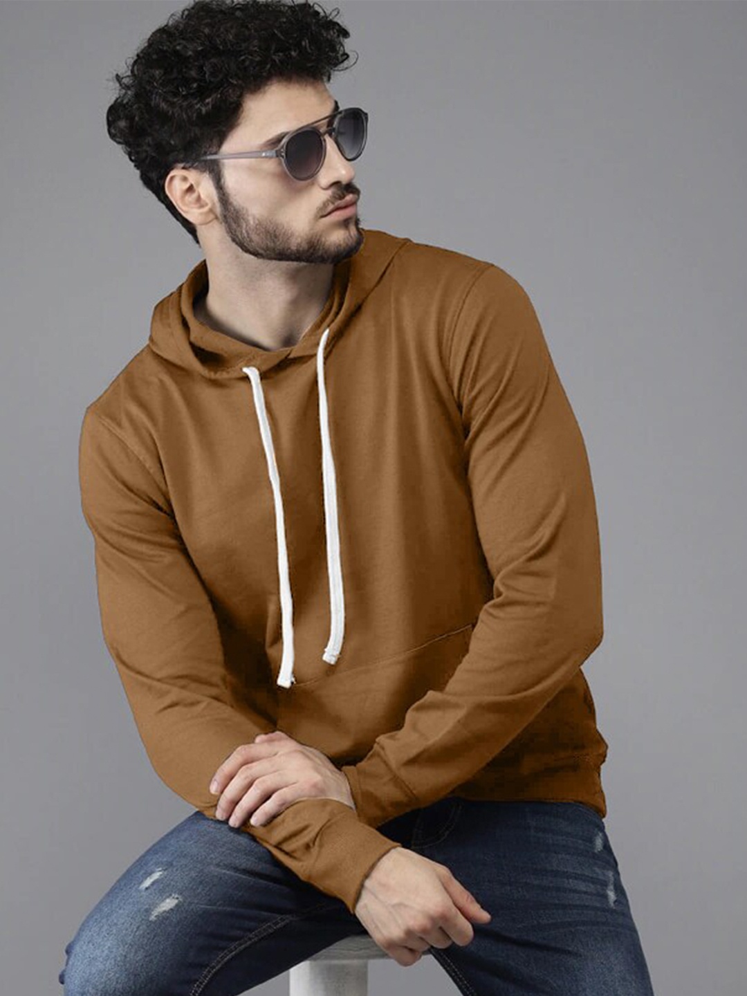 

Zombom Unisex Hooded Fleece Sweatshirt, Brown