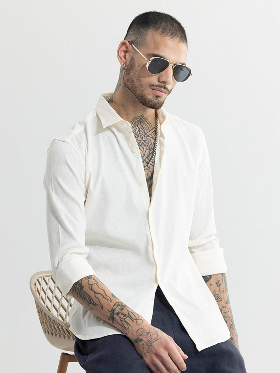 

Snitch Cream Classic Slim Fit Opaque Casual Shirt