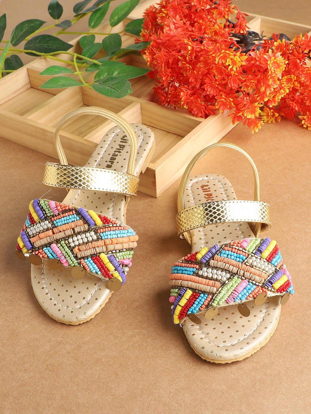 

LIL PITAARA Girls Embellished Open Toe Flats, Beige