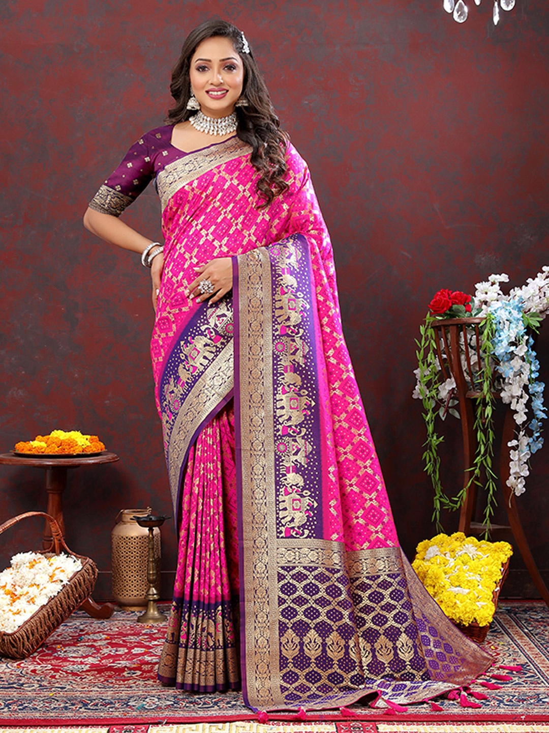 

Divyadham Textiles Ethnic Motifs Woven Design Zari Pure Silk Patola Saree, Pink