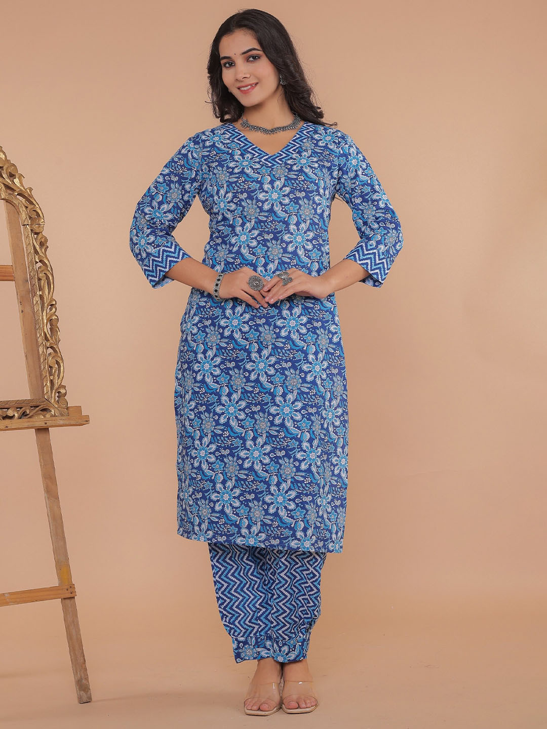 

R RANAK CREATION Floral Printed Regular Pure Cotton Kurta with Salwar, Blue