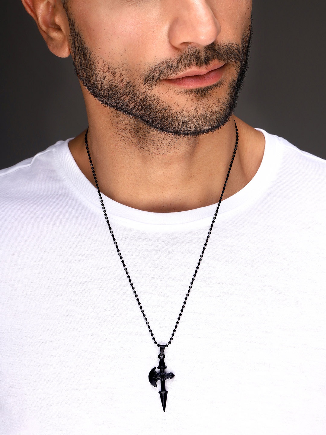 

Bold By Priyaasi Elegance Pendant With Chain, Black