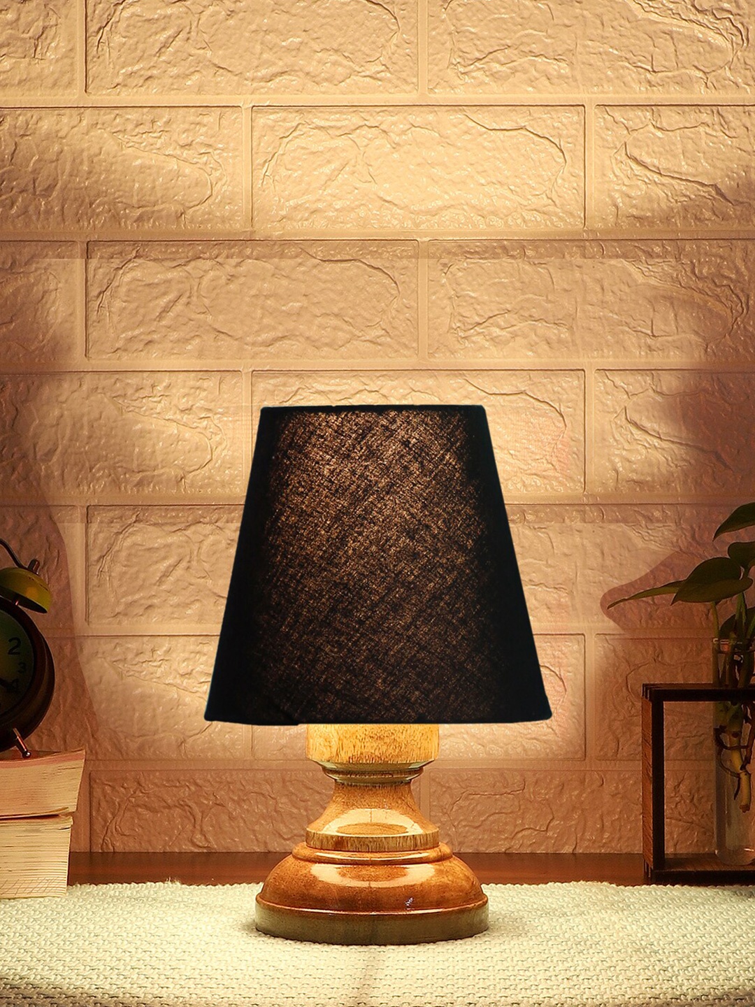 

Devansh Black Wooden Frustum Table Lamp