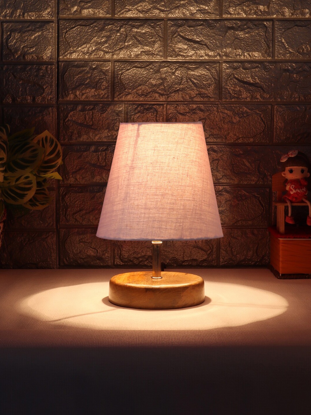 

Devansh Grey Wooden Frustum Table Lamp