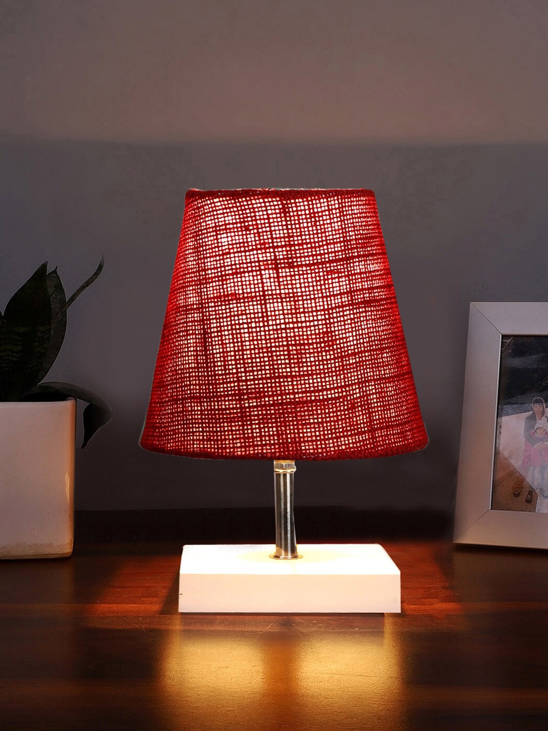 

Devansh Maroon Wooden Frustum Table Lamp